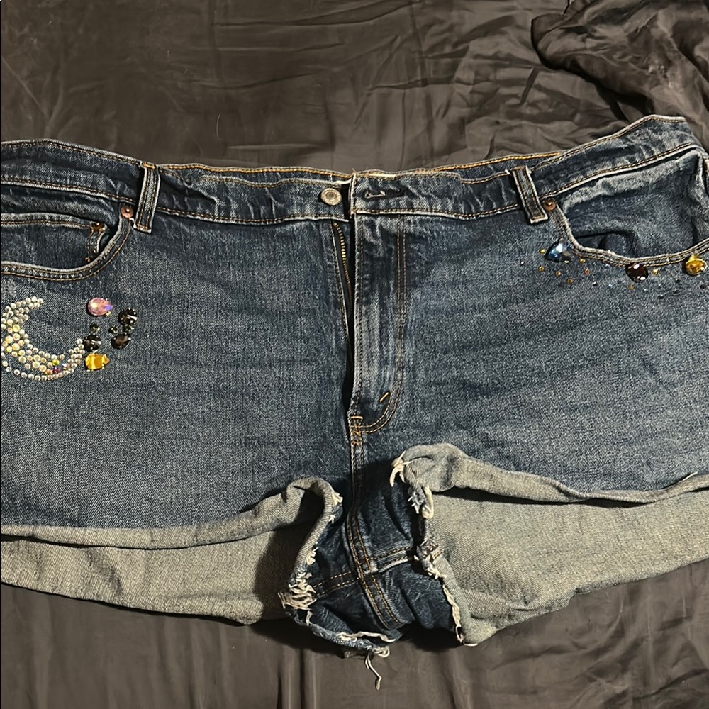 hand embellished abercrombie & fitch mom jeans shorts | ooak | sz 35 no stretch